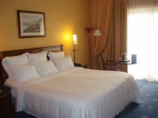hotel 741047 640