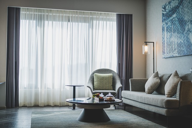 sofa 6878039 640 1